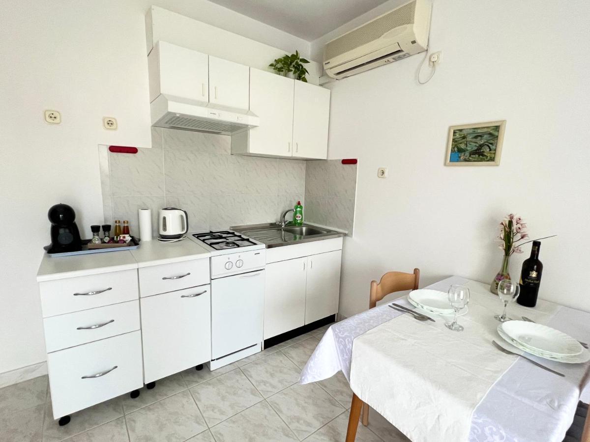 Martin Apartments Rovigno Esterno foto