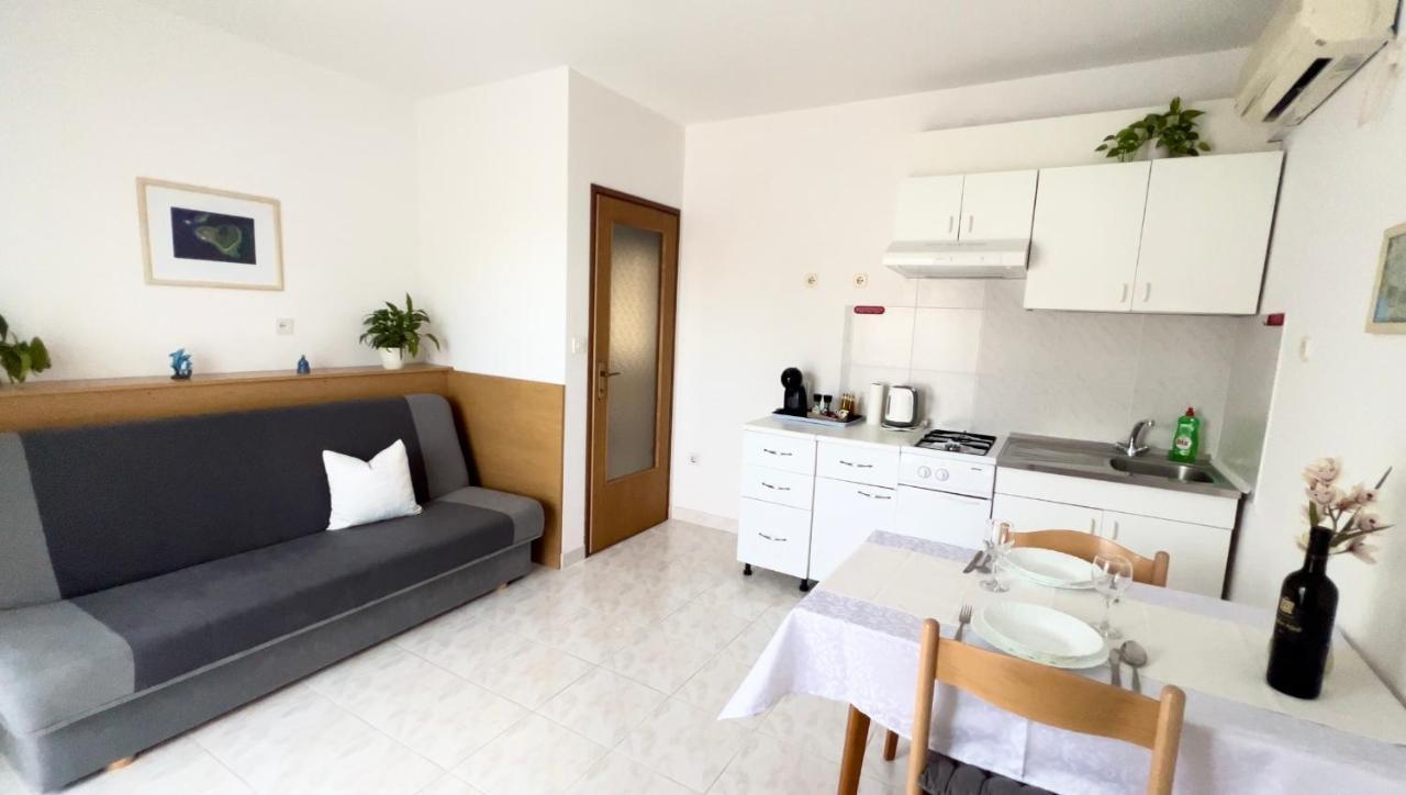 Martin Apartments Rovigno Esterno foto