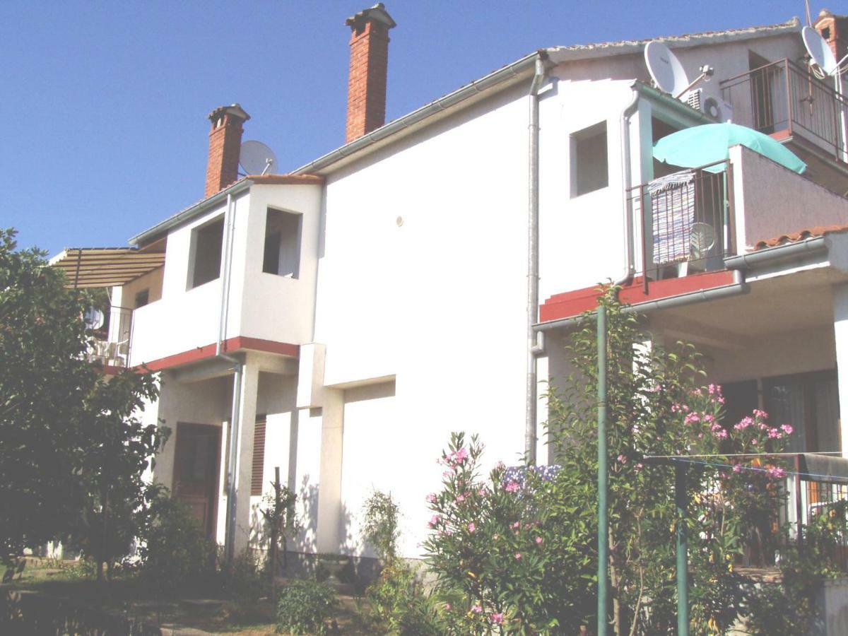 Martin Apartments Rovigno Esterno foto